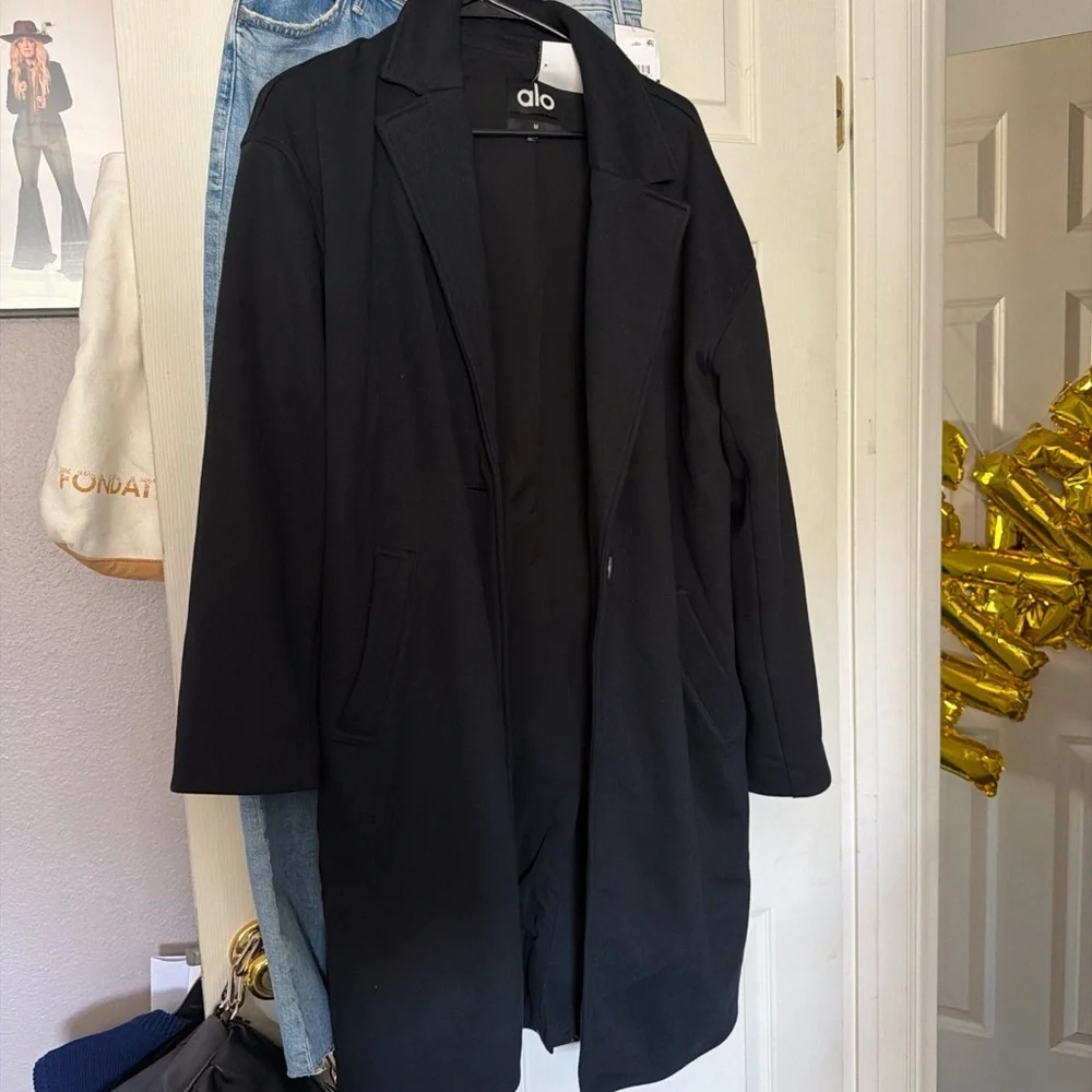 ALO Yoga Women's Black Long Trench Coat